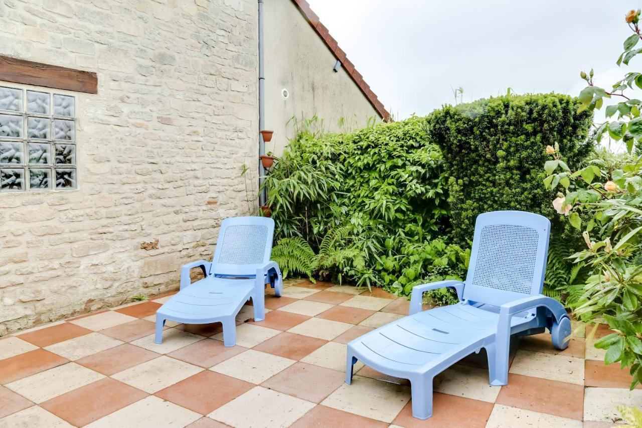 Isida, Maison Spacieuse Avec Terrasse Et Stationnement Caen Exterior foto